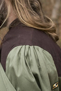 Cape Edrahil - Dark Brown / Dryad Green