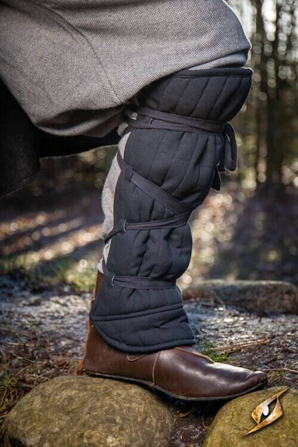 Padded Squire Greaves - Black - pikowane nagolenniki
