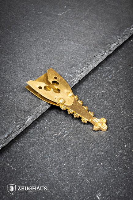 Clover Strap End - końcówka pasa