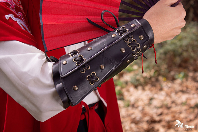 Samurai leather bracers - Black