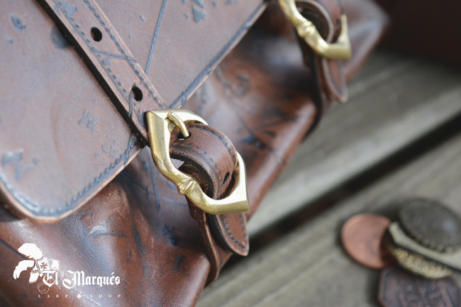 Adventurer bag Aged - Brown - skórzana kaletka