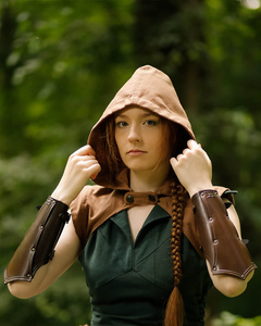 Galatea hood canvas Sand - kaptur z krótkim bolerkiem