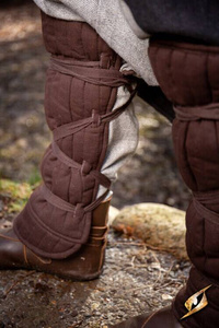 Padded Squire Greaves - Brown - pikowane nagolenniki