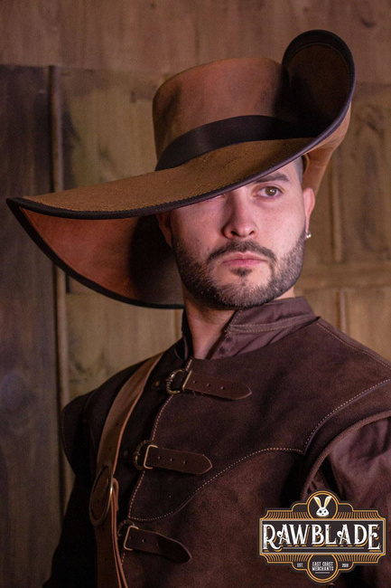 Toledano's half wing hat - Weathered