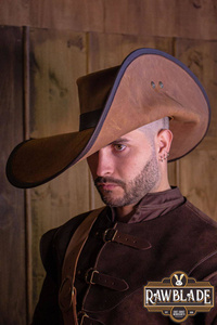 Toledano's half wing hat - Weathered