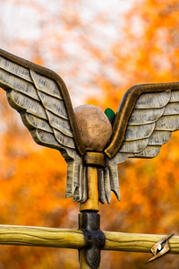 Winged Skull Top - modułowe zakończenie drzewca 