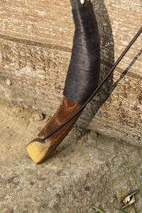 Horsebow Black L - Łuk larpowy refleksyjny ~26 lbs@28