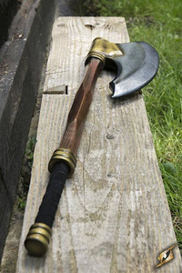 Battle Axe - 85 cm