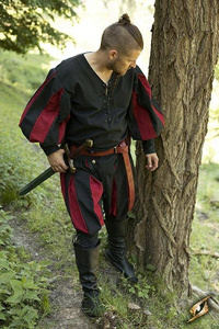 Landsknecht Shirt - Black/Dark Red