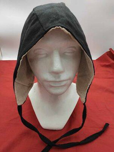 Lisbeth Bonnet Red - czepek średniowieczny