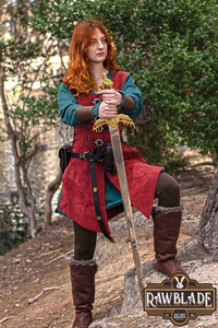 Julienne Leather Jerkin Long - Red