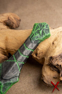 Poison Throwing Knife - 25 cm