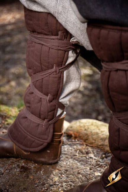Padded Squire Greaves - Brown - pikowane nagolenniki