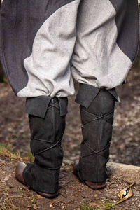 Theoderic Gaiters - Black - zamszowe czapsy