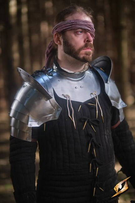 Captain Pauldrons - Polished Steel