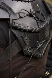 Dark Elf Gorget - Black