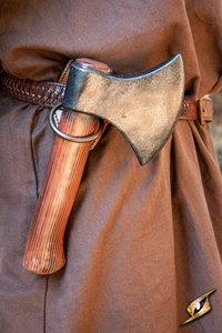 Ring Small Brown - zawieszka ze stalowym pierścieniem