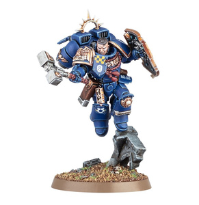 Warhammer 40000: Space Marines Captain with Jump Pack and Relic Shield