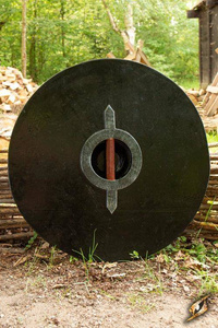 Drang Shield - Green/Wood - 70 cm