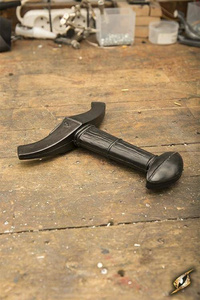 Squire Sword Handle - Unpainted