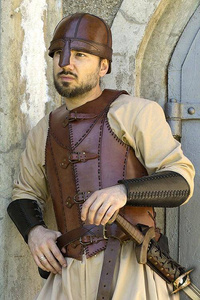 Veteran Armour - Brown - L