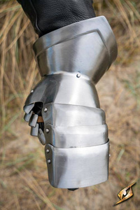 Steel Mittens - Polished Steel