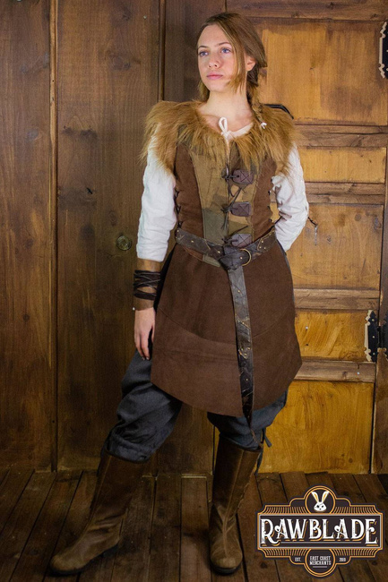 Falcon Woman Leather Jerkin