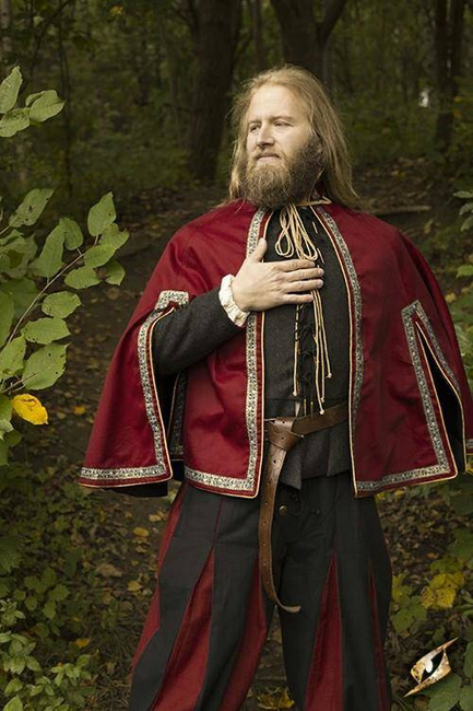 Cape Aramis - Dark Red