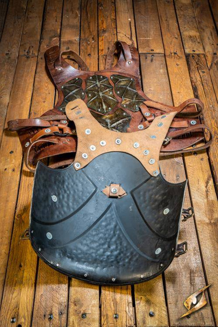 Raider Armour - Epic Dark/Rust