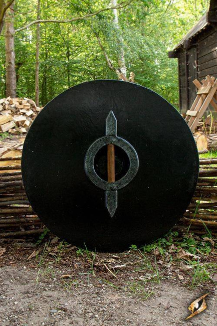 Drang Shield - Wood - 70 cm