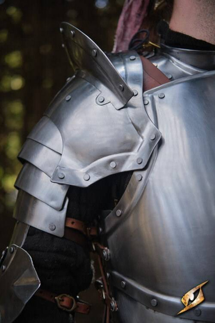 Captain Pauldrons - Polished Steel