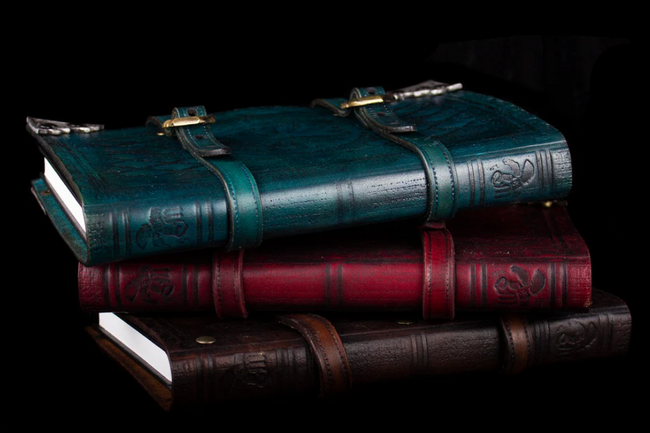 Leather Grimoire - Brown/Gold - skórzana księga/notatnik