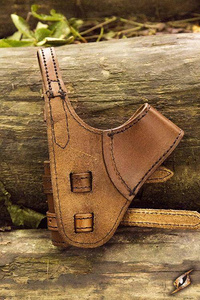 Adventurer Swordholder - Brown L