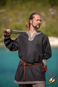 Fimbul Tunic - Black