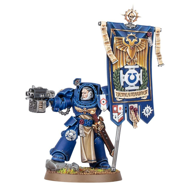 Warhammer 40000: Space Marines Ancient in Terminator Armour