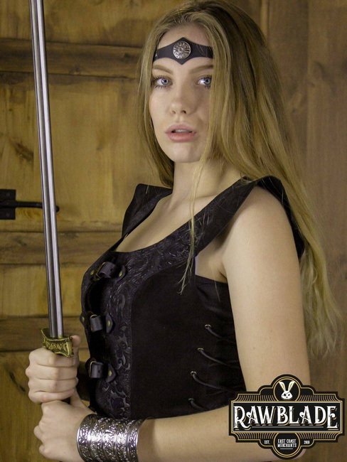 Ylenne Deluxe long Doublet - Black