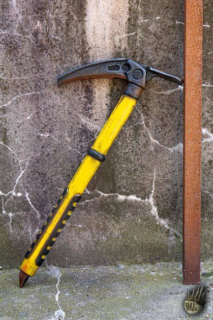 Ice Axe - Yellow - 63 cm