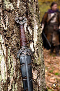 Battleworn Celtic Leaf Sword - 100 cm