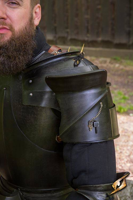 Milanese Pauldrons - Epic Dark