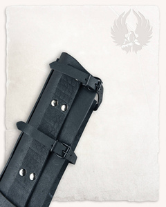 Erend Greaves - Black