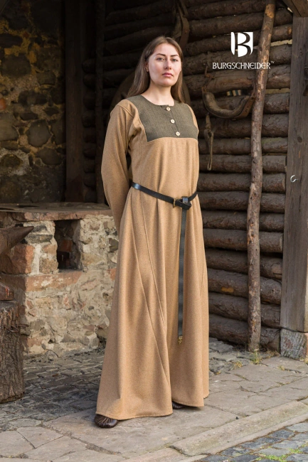 Rus Dress Jadwiga - Camel - suknia wierzchnia