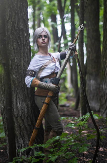 Zireael - Ciri's sword - Mastercrafted w. runes