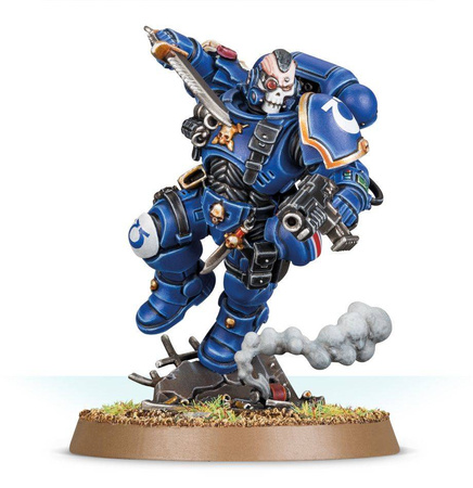 Warhammer 40000: Space Marines Primaris Lieutenant in Reiver Armour