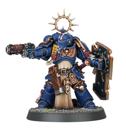 Warhammer 40000: Space Marines Lieutenant with Storm Shield