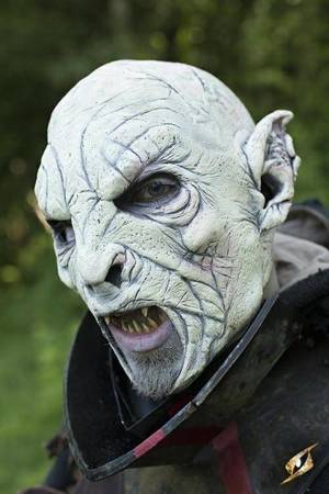 Beastial Orc -  White / maska lateksowa Ork