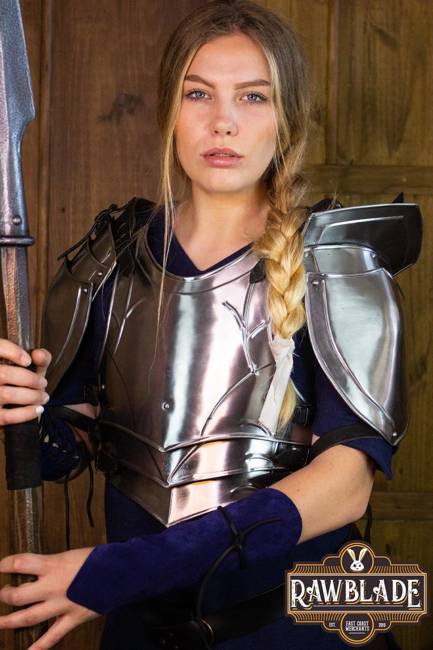 Protector Woman Plate Armor with shoulders