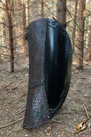 Raider Shield - Rust Patiana - 90 x 45 cm