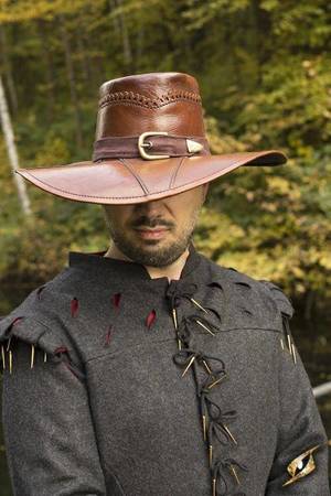 Witch Hunter Hat - Brown