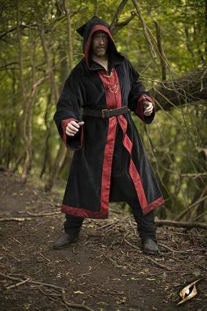 Wizard Robe - Black / Red